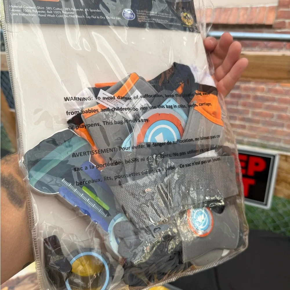 Nickelodeon Rusty Rivets Action Set - Orange and Blue - Picture 2 of 2